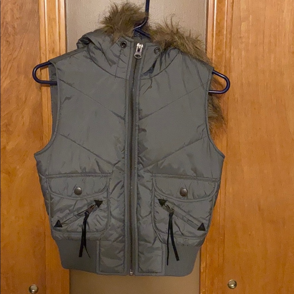 Refuge Vest